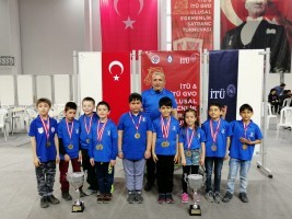 Ümraniye Belediyesi Gençlik ve Spor Kulübü Satranç Takımından Bir Şampiyonluk Daha!