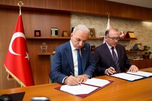 Ümraniye Belediyesi İlçe Millî Eğitim ile İşbirliği Protokolü İmzaladı