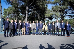 Enerji Bakanı Dönmez, 1. Bölge Belediye Başkanları Toplantısına Katıldı
