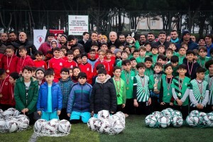 Ümraniye Belediyesi Futbol Okulları Şöleni Gerçekleşti