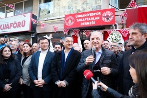 Başkan Yıldırım, Ümraniyespor Taraftarlar Derneği'nin Açılışını Yaptı